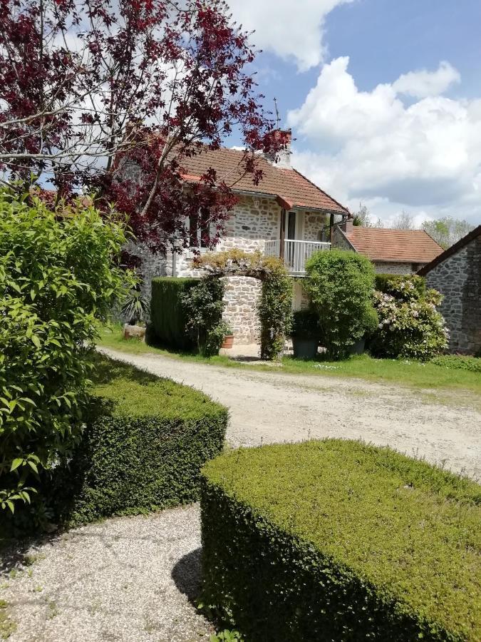 Gite Du Mont De Transet Thauron Zewnętrze zdjęcie